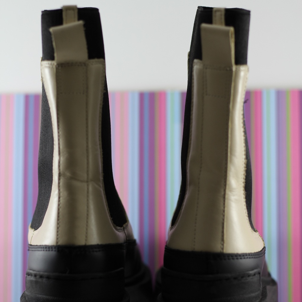 Simons Leather Bootie - Picture 9 of 15